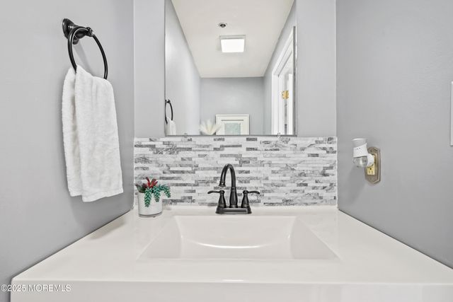 100 Navesink Avenue, 9, Highlands, NJ 07732