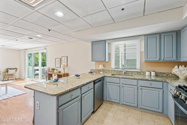 100 Navesink Avenue, 9, Highlands, NJ 07732
