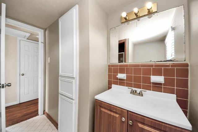 2513 Leslie Street, Pasadena, TX 77502