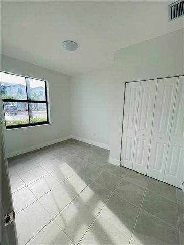 28679 SW 132nd Ct ., Homestead, FL 33033