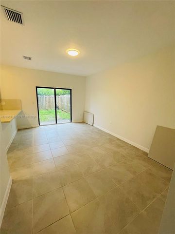 28679 SW 132nd Ct ., Homestead, FL 33033