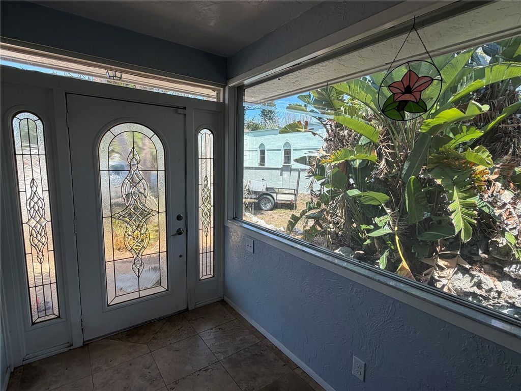 Image 37 of property listing at 6937 MIDNIGHT PASS ROAD, Sarasota, FL 34242