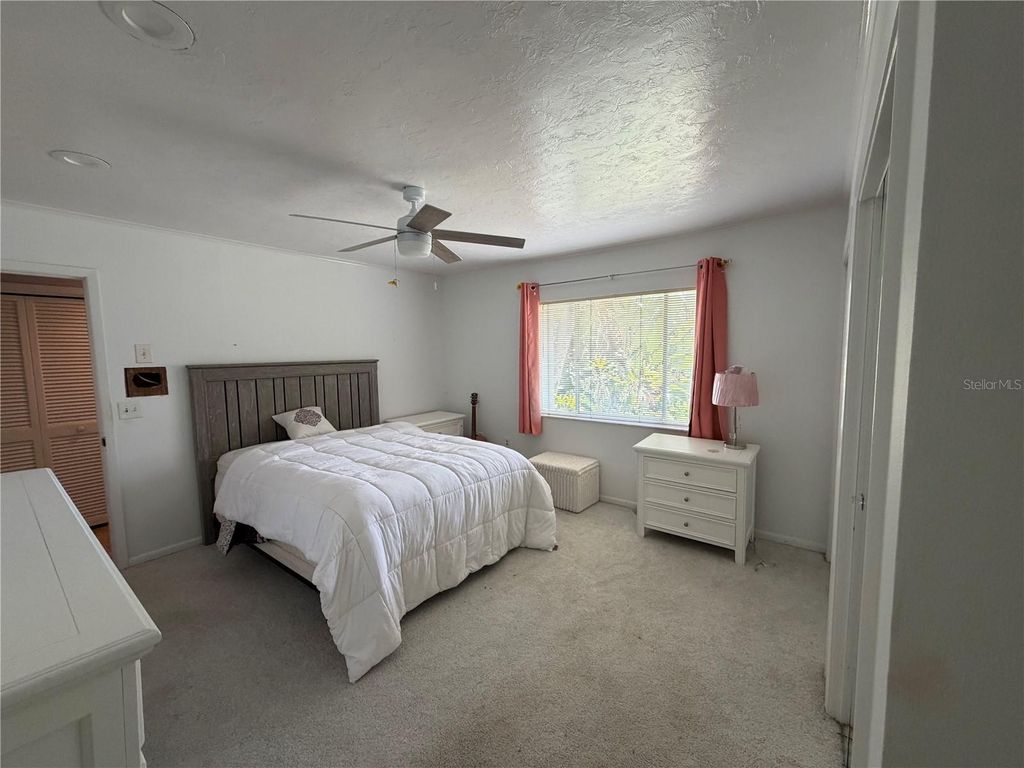 Image 57 of property listing at 6937 MIDNIGHT PASS ROAD, Sarasota, FL 34242