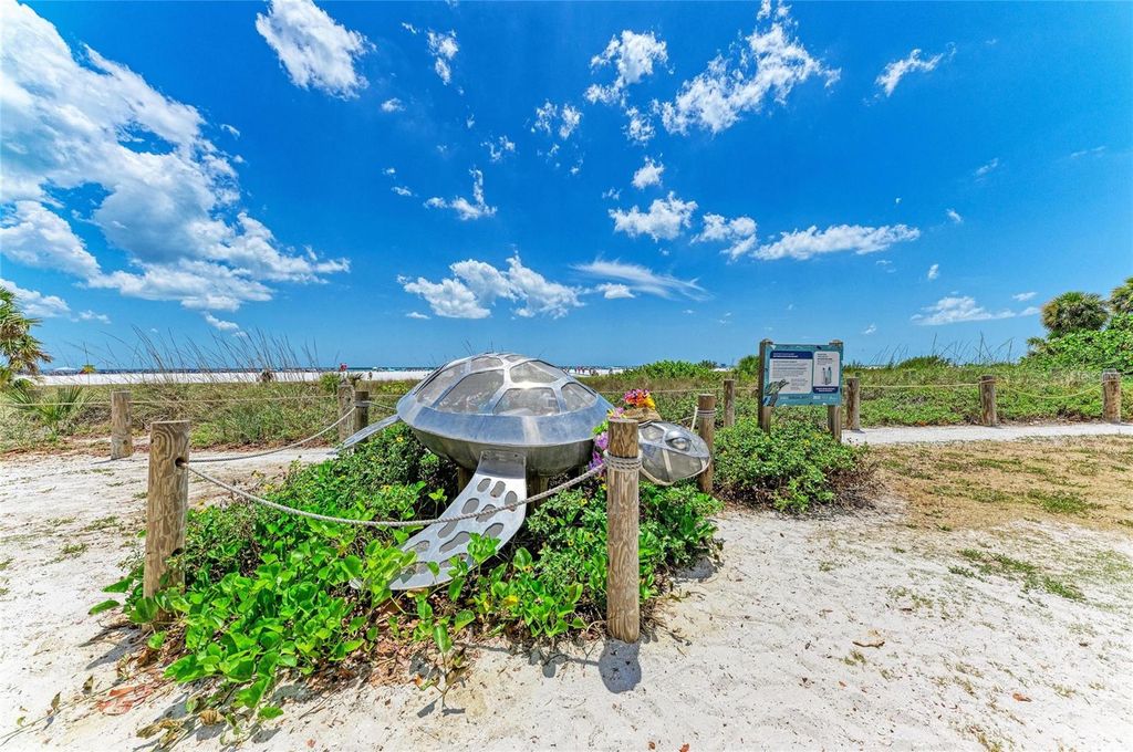 Image 70 of property listing at 6937 MIDNIGHT PASS ROAD, Sarasota, FL 34242