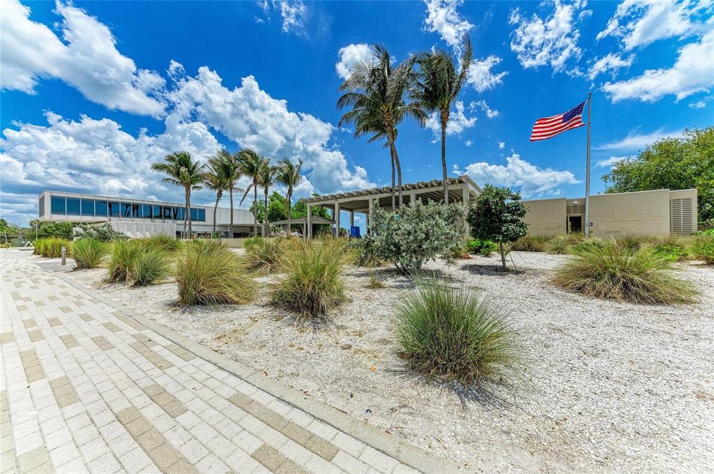Image 82 of property listing at 6937 MIDNIGHT PASS ROAD, Sarasota, FL 34242