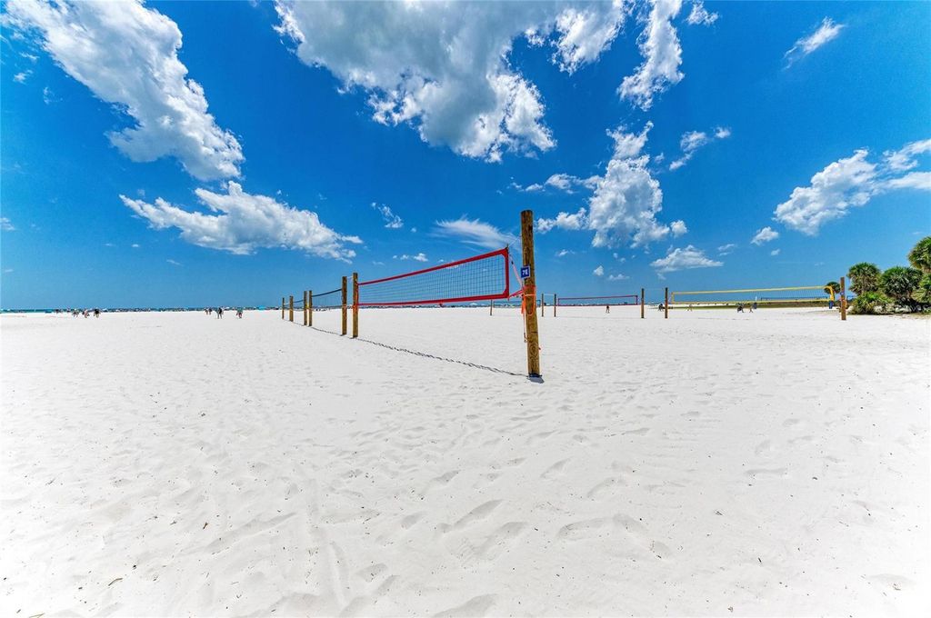Image 83 of property listing at 6937 MIDNIGHT PASS ROAD, Sarasota, FL 34242