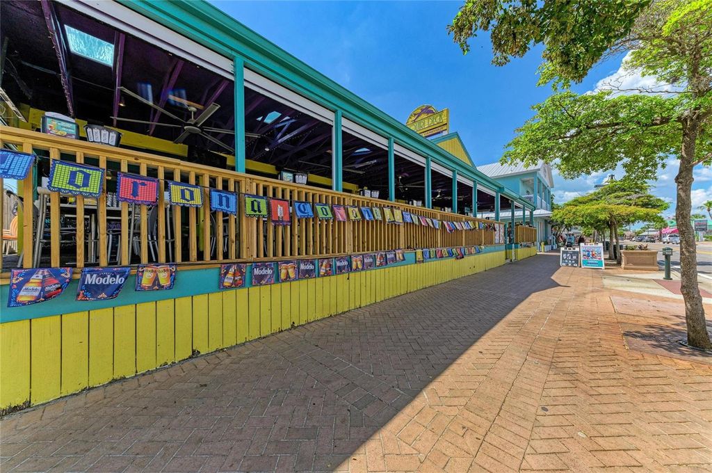 Image 87 of property listing at 6937 MIDNIGHT PASS ROAD, Sarasota, FL 34242