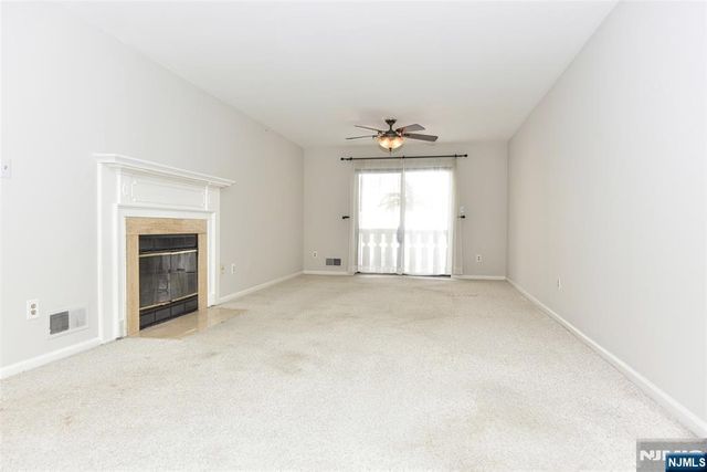 3707 Mark Twain Way, Mahwah, NJ 07430