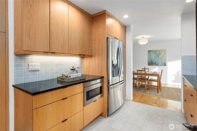 1672 Dorsey Drive, Freeland, WA 98249