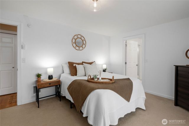 1672 Dorsey Drive, Freeland, WA 98249