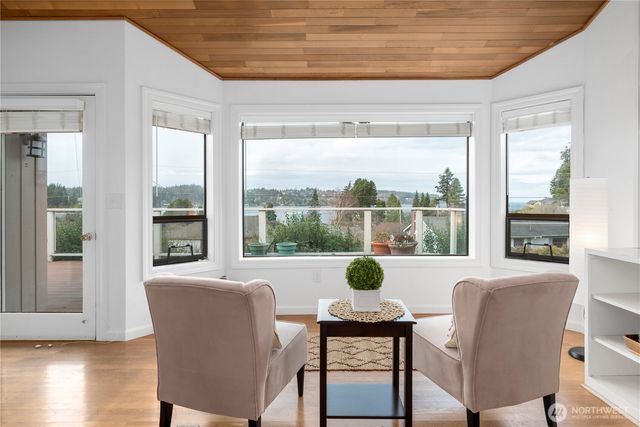 1672 Dorsey Drive, Freeland, WA 98249