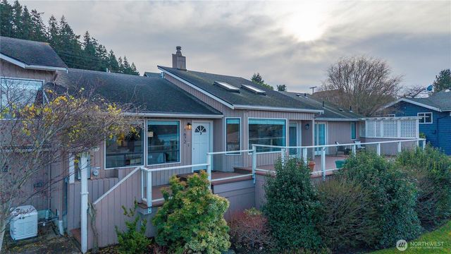 1672 Dorsey Drive, Freeland, WA 98249