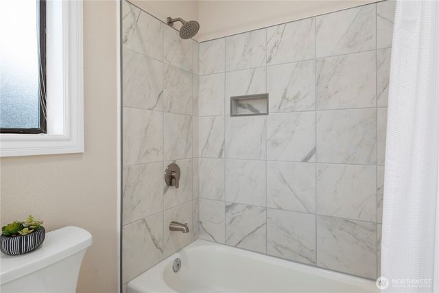 1672 Dorsey Drive, Freeland, WA 98249