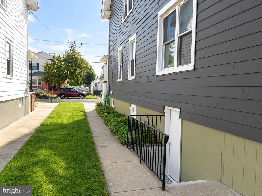 345 ELM AVE, BURLINGTON, NJ 08016 — photo 5