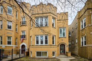 6237 N Fairfield Avenue 2, Chicago, IL 60659