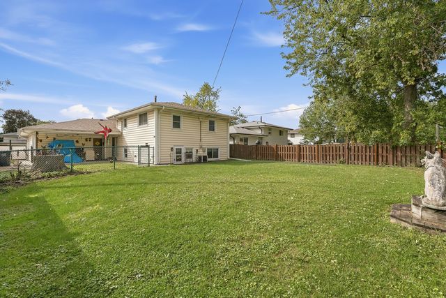 15719 Kenwood Avenue, South Holland, IL 60473