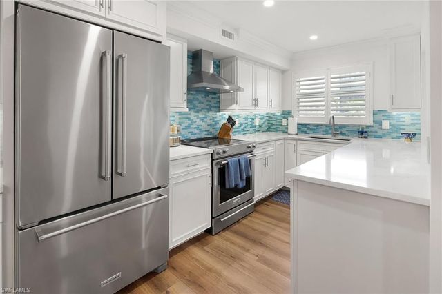 3000 Gulf Shore BLVD N 103, Naples, FL 34103