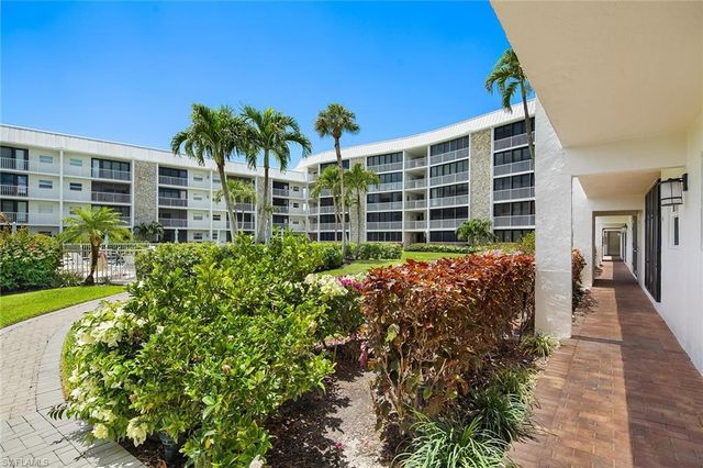 3000 Gulf Shore BLVD N 103, Naples, FL 34103