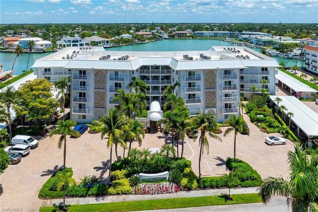 3000 Gulf Shore BLVD N 103, Naples, FL 34103