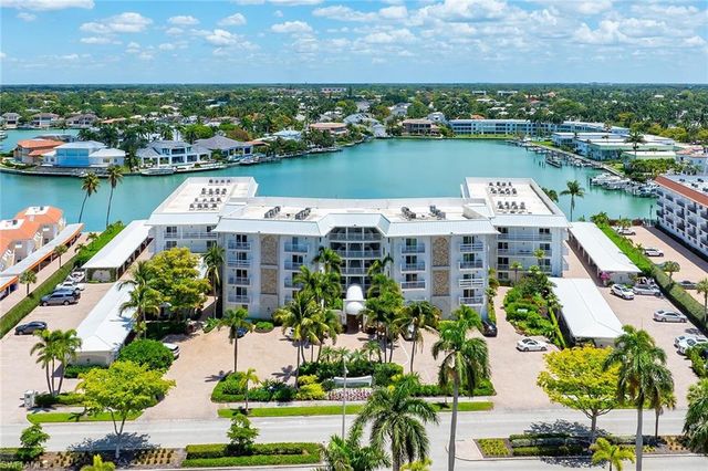 3000 Gulf Shore BLVD N 103, Naples, FL 34103