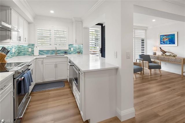 3000 Gulf Shore BLVD N 103, Naples, FL 34103