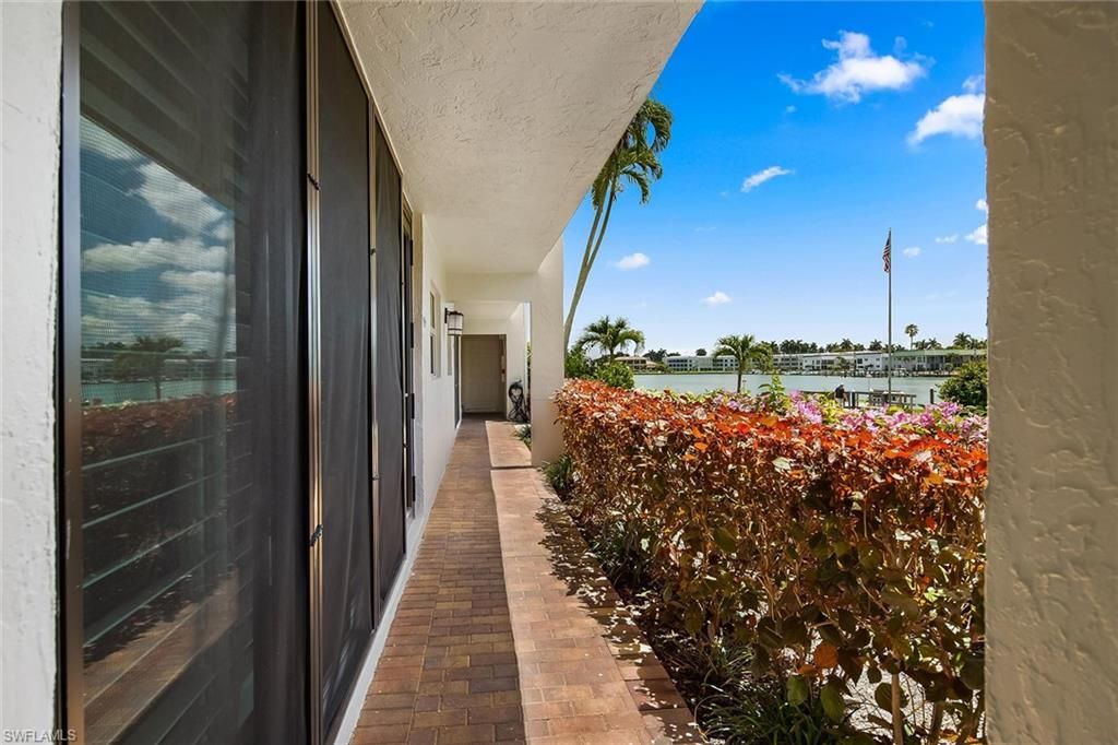 3000 Gulf Shore BLVD N 103, NAPLES, FL 34103 — photo 2