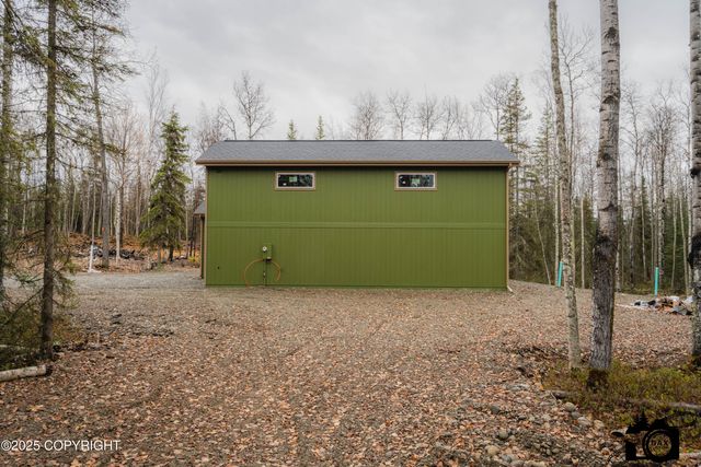 8871 W Happy Circle, Wasilla, AK 99623