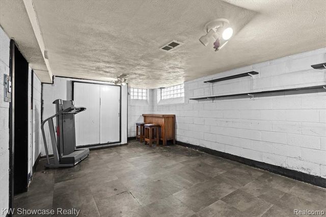 14422 Rutherford Street, Detroit, MI 48227