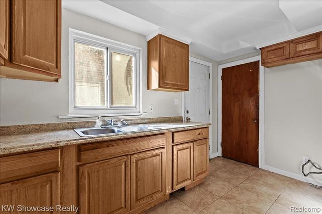 14422 Rutherford Street, Detroit, MI 48227