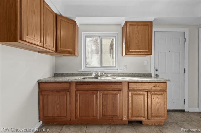 14422 Rutherford Street, Detroit, MI 48227