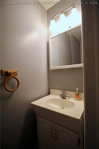 44 Sitting Bull Drive, St Albans, WV 25177