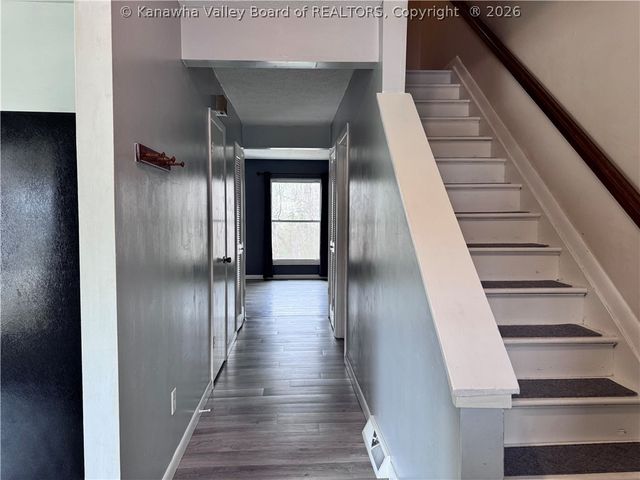 44 Sitting Bull Drive, St Albans, WV 25177