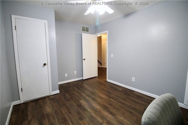 44 Sitting Bull Drive, St Albans, WV 25177