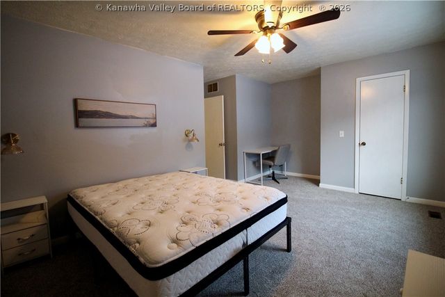 44 Sitting Bull Drive, St Albans, WV 25177