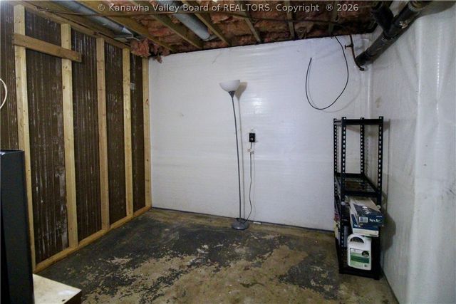 44 Sitting Bull Drive, St Albans, WV 25177