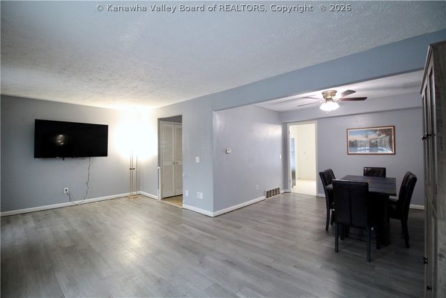 44 Sitting Bull Drive, St Albans, WV 25177