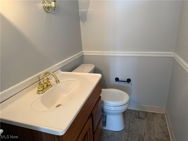 606 Wellfleet Drive, Bay Village, OH 44140