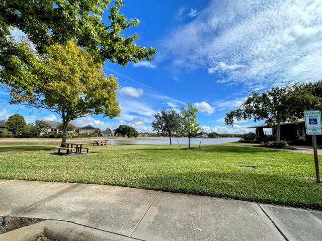 13011 Sandflower Lane, Sugar Land, TX 77498