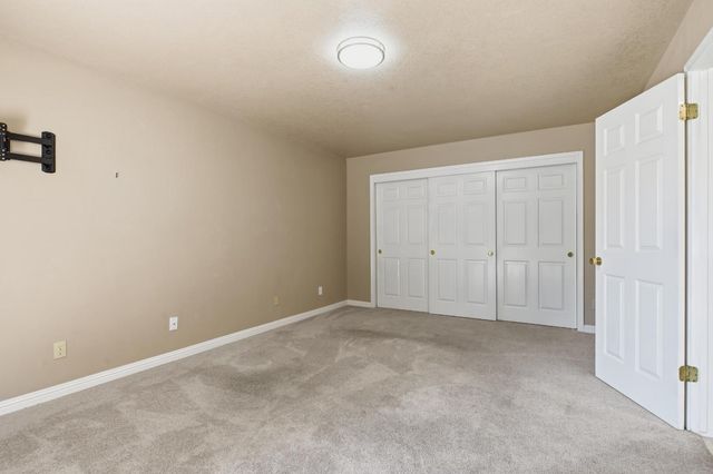 7424 Heathrow Way, Hughson, CA 95326