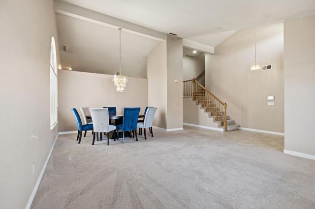 7424 Heathrow Way, Hughson, CA 95326