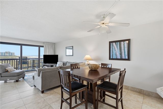 15340 Leeward Dr 303, Corpus Christi, TX 78418