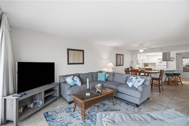 15340 Leeward Dr 303, Corpus Christi, TX 78418