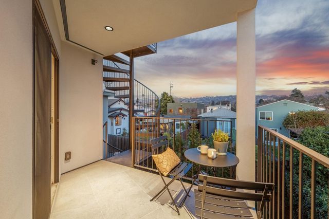 1609 Kains Ave, Berkeley, CA 94702