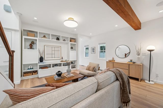 1609 Kains Ave, Berkeley, CA 94702