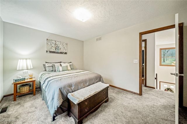 13340 Auburn Road, Chardon, OH 44024