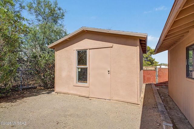 2742 W Dakota Street, Tucson, AZ 85746