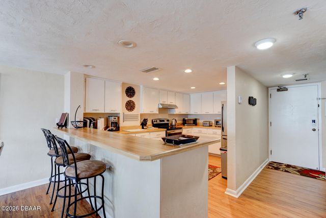 1513 Ocean Shore Blvd Apt E9, Ormond Beach, FL 32176