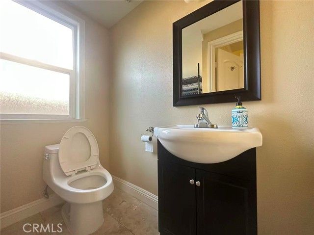 58 S Altadena Dr, Pasadena, CA 91107