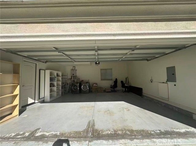 58 S Altadena Dr, Pasadena, CA 91107