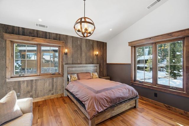 381 Sierra Crest Trail, Olympic Valley, CA 96146